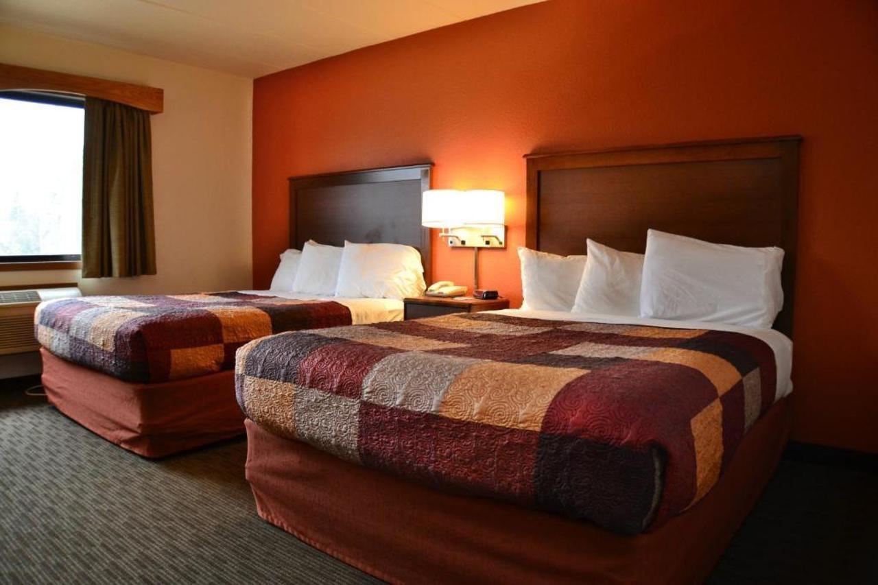 Americinn By Wyndham Calumet Eksteriør bilde